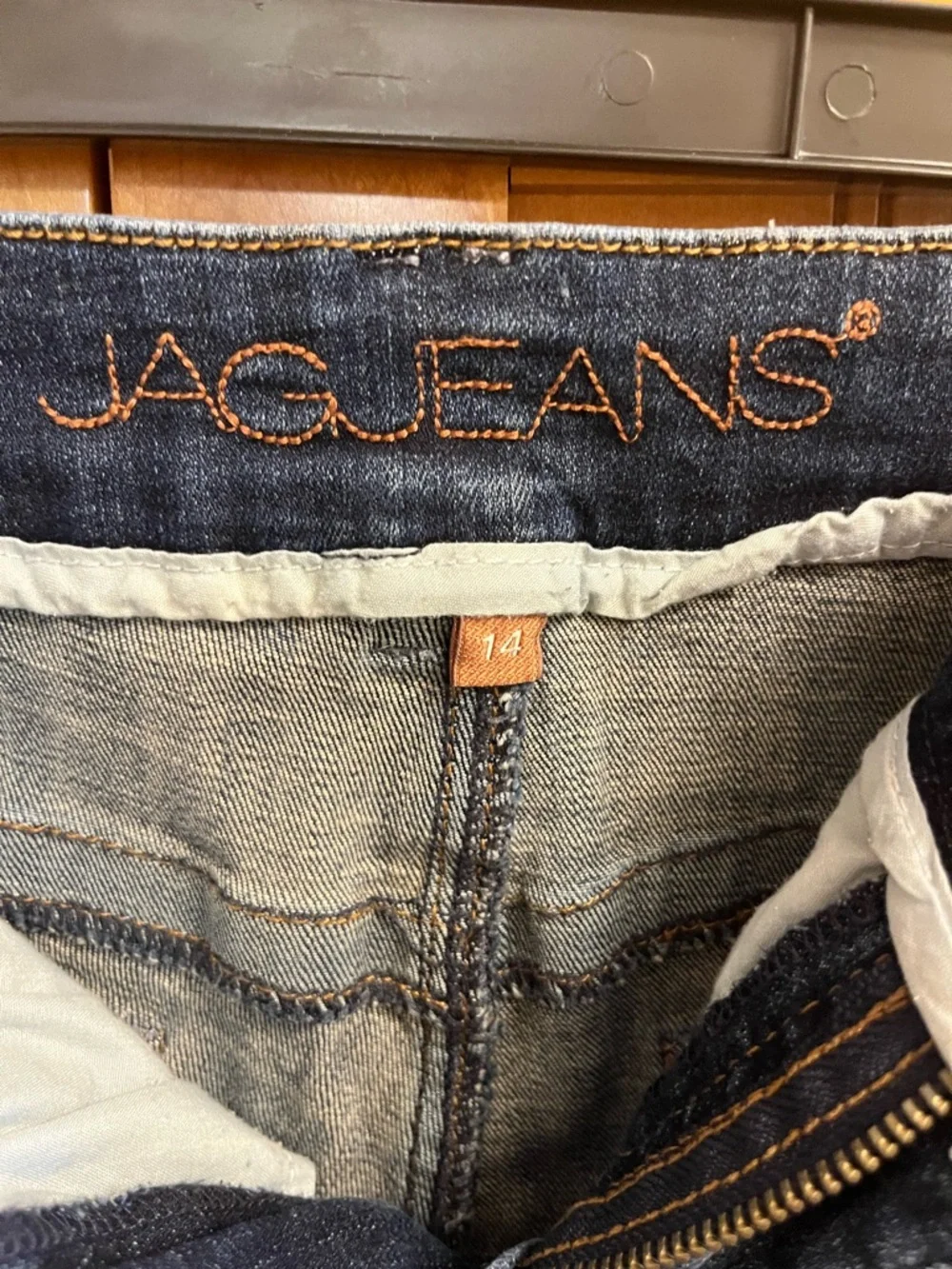 Jag Jeans Dark Wash Denim Cuffed Bermuda Shorts